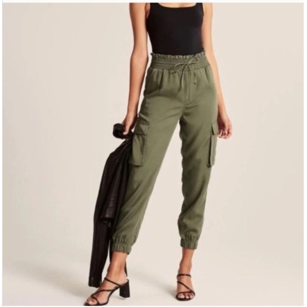 Abercrombie Paperbag Cargo Joggers High Rise Olive Green Lyocell Linen Womens L